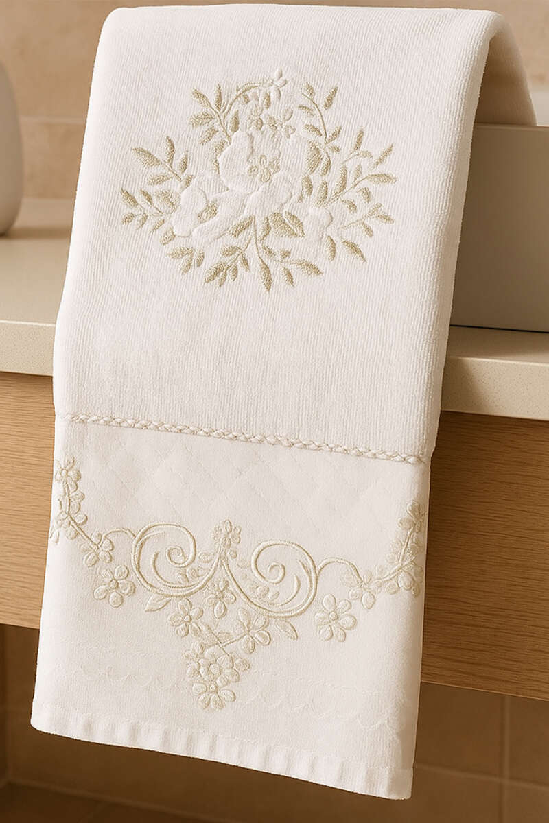 https://cdn.pazarium.com.tr/nakis-islemeli-kutulu-el-yuz-havlusu-gold-678000-13-B.jpg