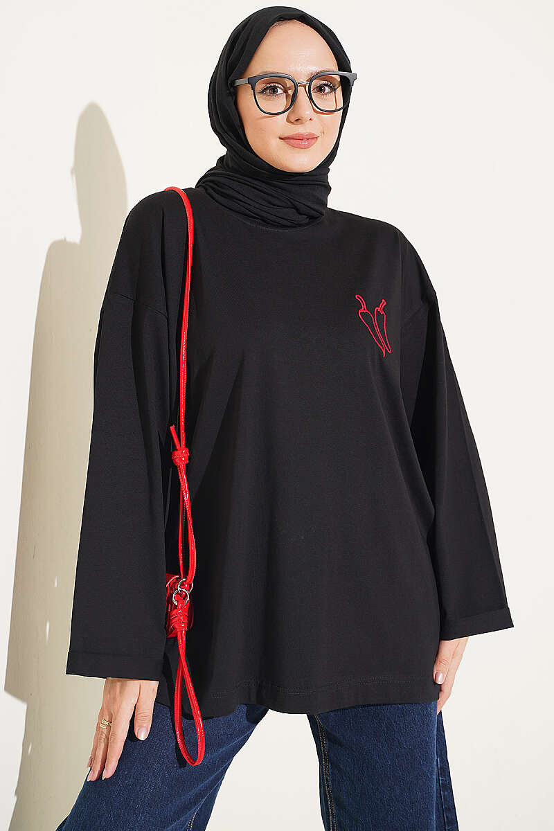 https://cdn.pazarium.com.tr/nakis-islemeli-tunik-asorti-4-833233-20-B.jpg