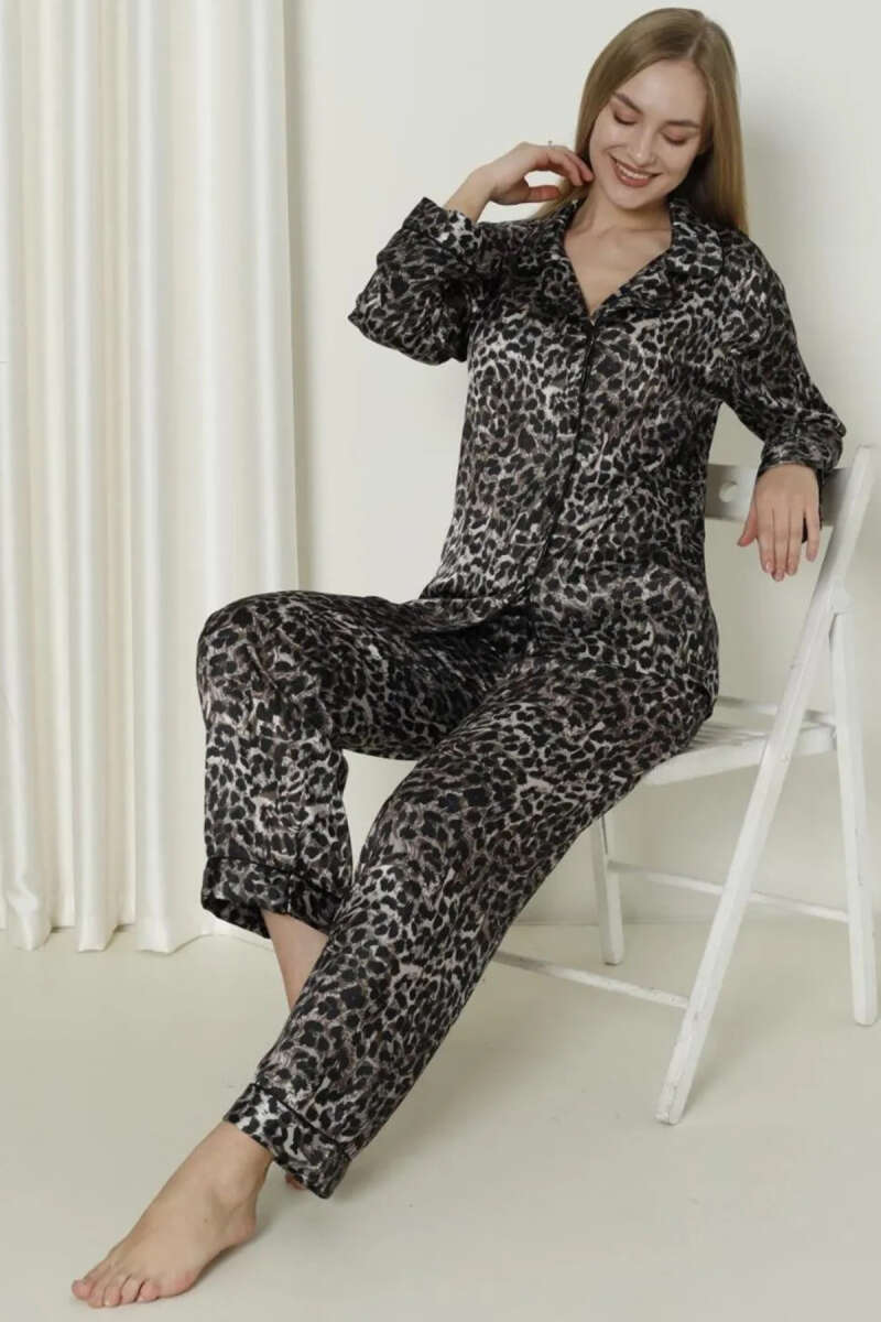 https://cdn.pazarium.com.tr/nbb-desenli-saten-pijama-takimi-leopar-606732-14-B.jpg