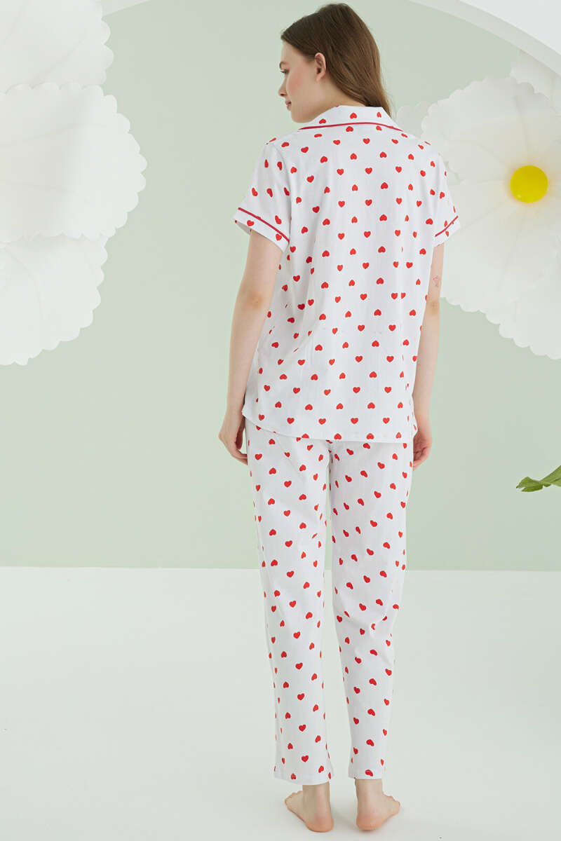 https://cdn.pazarium.com.tr/nbb-kalp-desenli-dugmeli-keten-pijama-takimi-ekru-614652-14-B.jpg