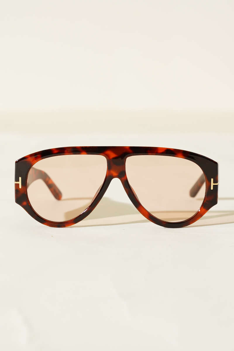 https://cdn.pazarium.com.tr/nerio-serisi-gozluk-kahve-636889-15-B.jpg