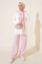 https://cdn.pazarium.com.tr/omuz-detayli-loysa-takim-pembe-805246-19-B.jpg