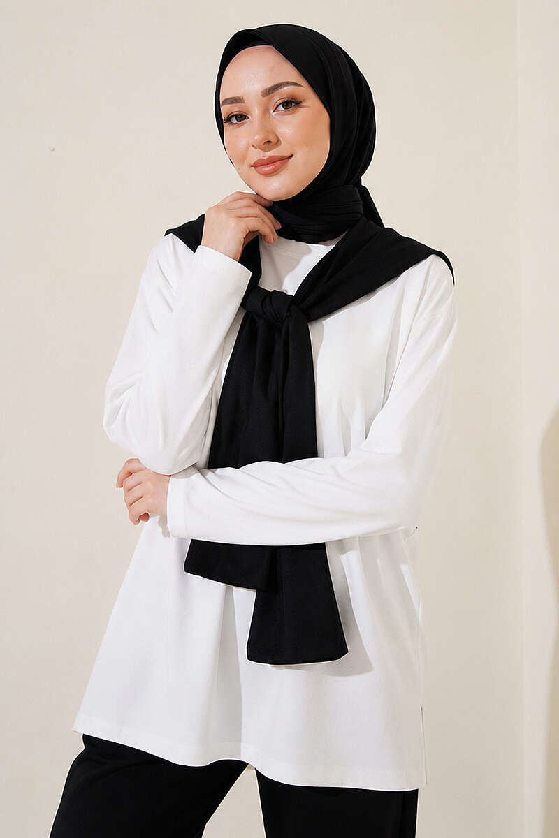 https://cdn.pazarium.com.tr/omuz-detayli-loysa-takim-siyah-805249-19-B.jpg