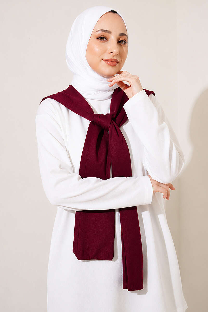 https://cdn.pazarium.com.tr/omuz-detayli-loysa-takim-visne-805253-19-B.jpg