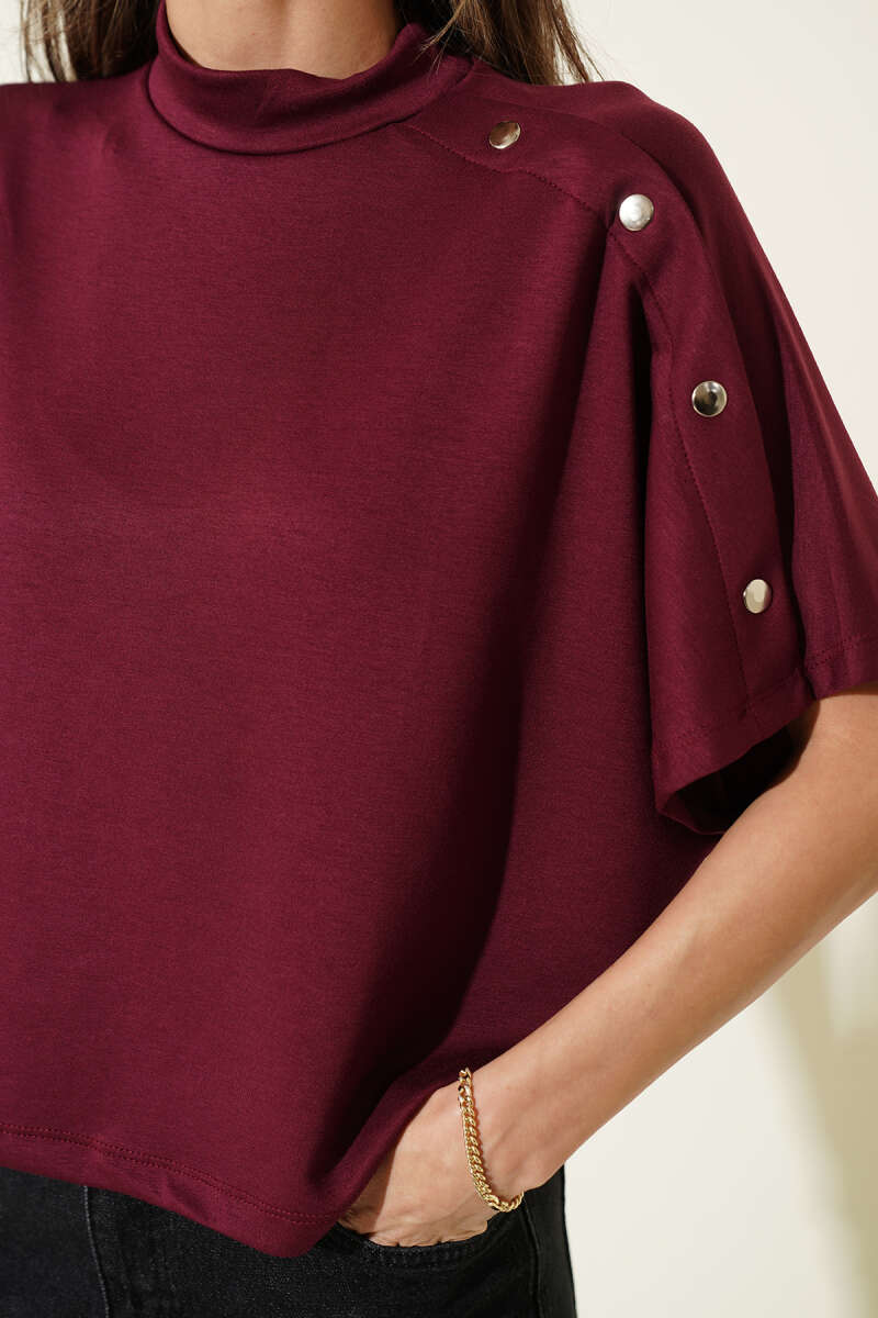 Omuz Detaylı T-shirt