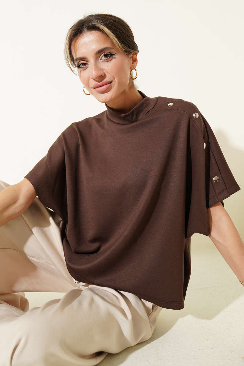 Omuz Detaylı T-shirt