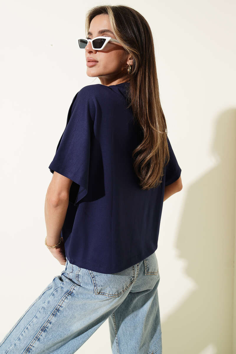 Omuz Detaylı T-shirt