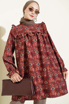 https://cdn.pazarium.com.tr/omuz-firfirli-desenli-tunik-bordo-816561-20-B.jpg