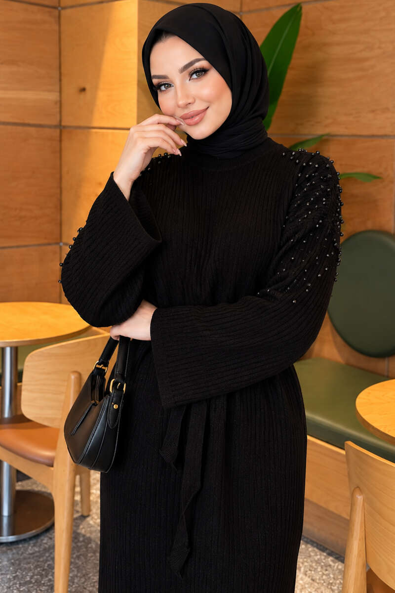 https://www.pazarium.com.tr/omuz-inci-detayli-triko-elbise-siyah-832756-20-B.jpg