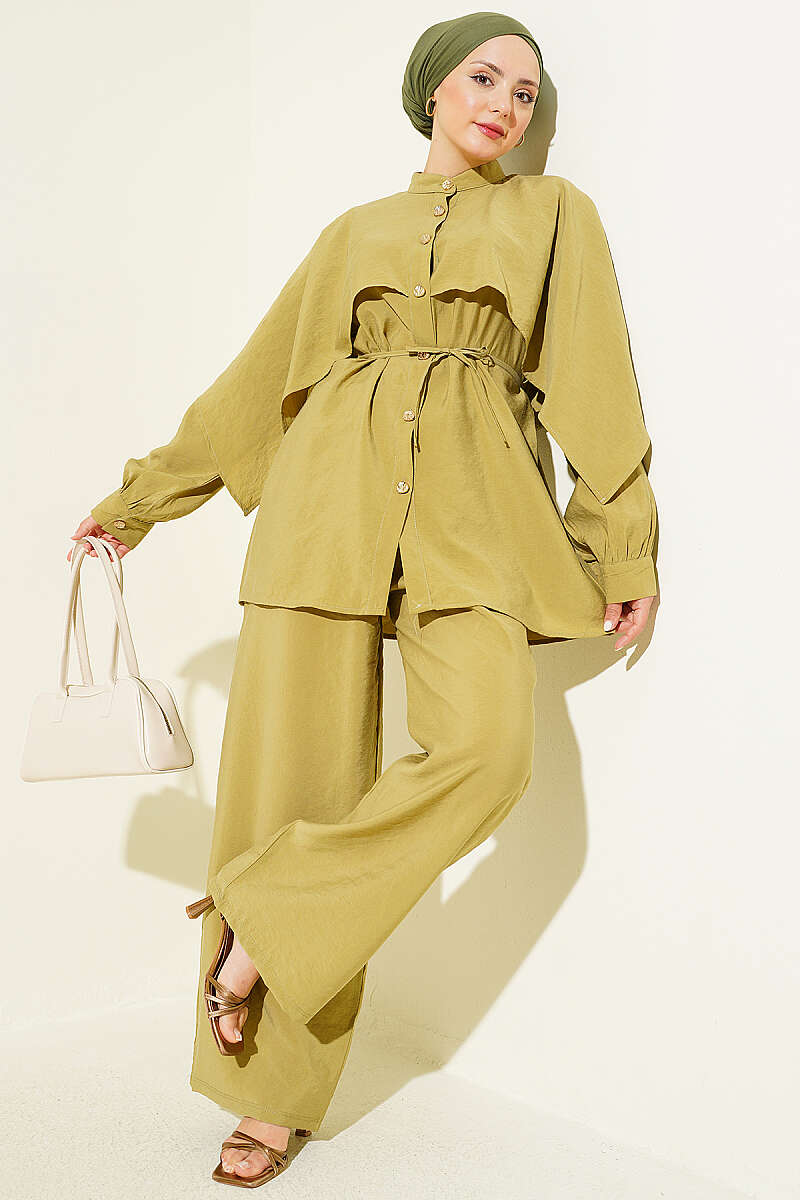 Omuz Pelerinli Gold Düğmeli İkili Takım Çağla Yeşili