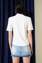 https://cdn.pazarium.com.tr/omuz-vatkali-yarim-fermuarli-t-shirt-ekru-590344-14-B.jpg