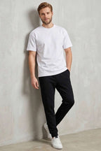 https://cdn.pazarium.com.tr/on-ve-arka-nakisli-oversize-erkek-t-shirt-beyaz-756974-18-B.jpg