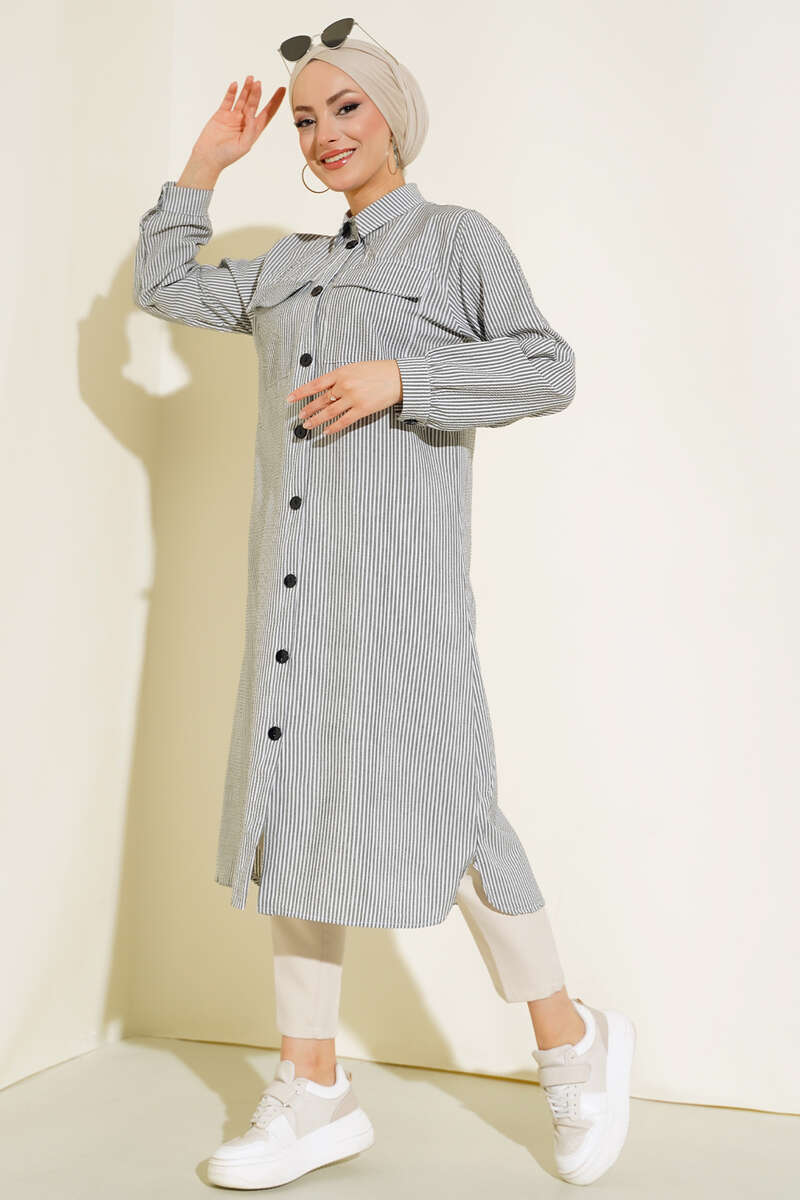 https://cdn.pazarium.com.tr/onden-dugmeli-cizgili-gofre-tunik-siyah-459908-10-B.jpg