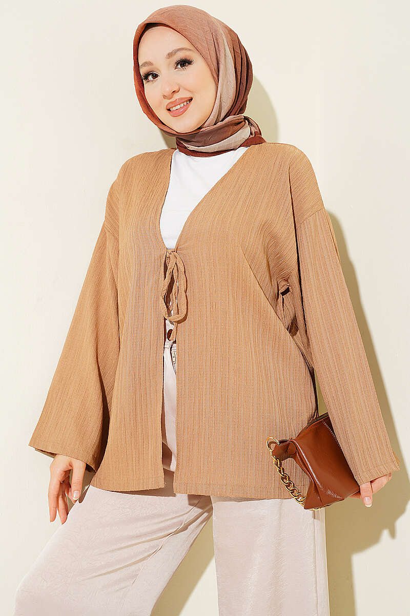 https://cdn.pazarium.com.tr/onu-bagcikli-agac-kabugu-kimono-latte-797616-19-B.jpg