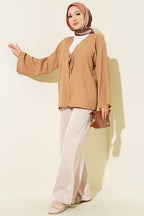 https://cdn.pazarium.com.tr/onu-bagcikli-agac-kabugu-kimono-latte-797620-19-B.jpg