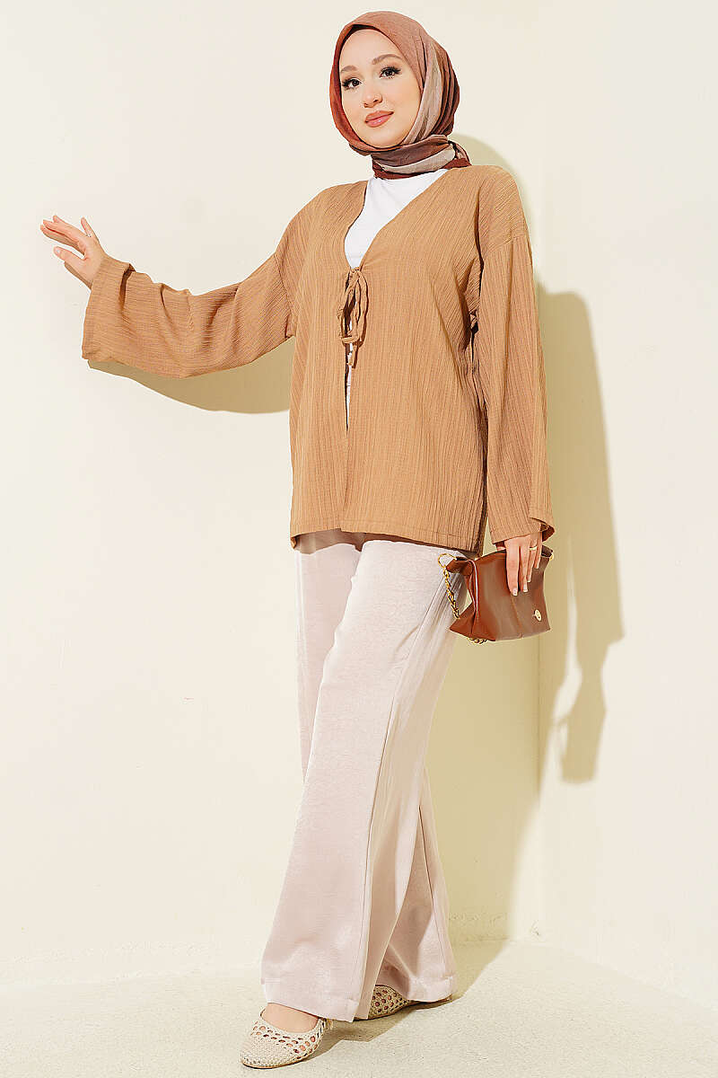 https://cdn.pazarium.com.tr/onu-bagcikli-agac-kabugu-kimono-latte-797620-19-B.jpg