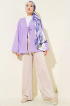 https://cdn.pazarium.com.tr/onu-bagcikli-agac-kabugu-kimono-lila-797614-19-B.jpg