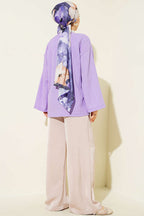 https://cdn.pazarium.com.tr/onu-bagcikli-agac-kabugu-kimono-lila-797617-19-B.jpg