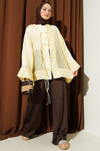 https://cdn.pazarium.com.tr/onu-bagcikli-oversize-tul-kimono-sari-797434-19-B.jpg