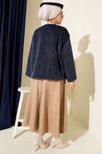 https://cdn.pazarium.com.tr/onu-bagcikli-sakalli-kisa-kimono-lacivert-709544-17-B.jpg