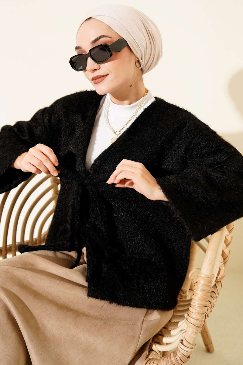 https://cdn.pazarium.com.tr/onu-bagcikli-sakalli-kisa-kimono-siyah-709538-17-B.jpg