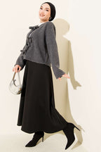 https://cdn.pazarium.com.tr/onu-baglamali-buklet-kisa-kimono-fume-709631-17-B.jpg