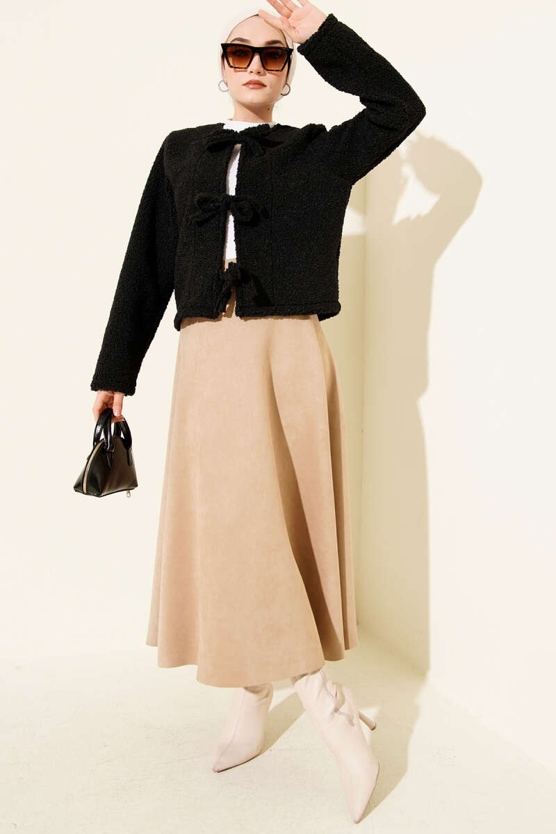 https://cdn.pazarium.com.tr/onu-baglamali-buklet-kisa-kimono-siyah-709622-17-B.jpg