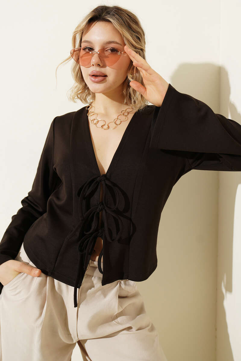 Önü Bağlamalı Kısa Hırka Acı Kahve