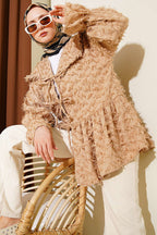https://cdn.pazarium.com.tr/onu-baglamali-puskullu-kimono-bej-768586-18-B.jpg