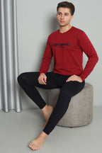 https://cdn.pazarium.com.tr/onu-baskili-paca-lastikli-erkek-pijama-takim-bordo-582596-13-B.jpg