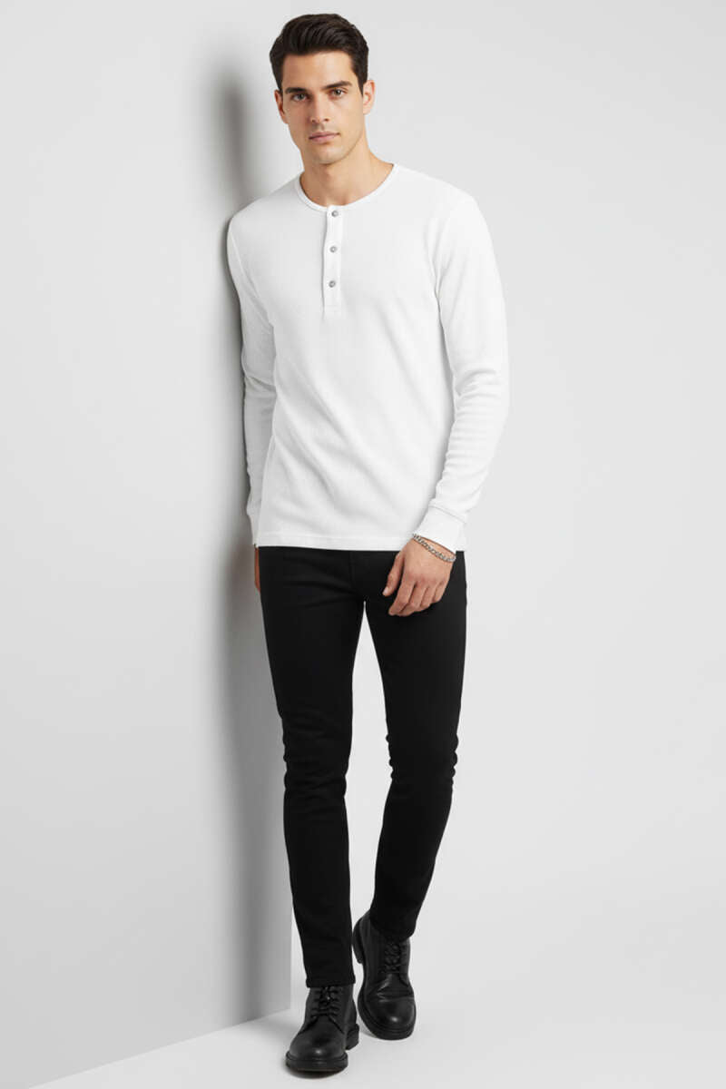 https://cdn.pazarium.com.tr/onu-citcitli-waffle-sweatshirt-beyaz-695010-16-B.jpg