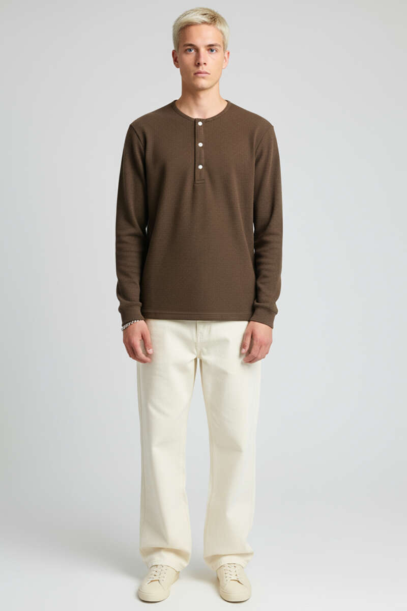 https://cdn.pazarium.com.tr/onu-citcitli-waffle-sweatshirt-kahve-695016-16-B.jpg