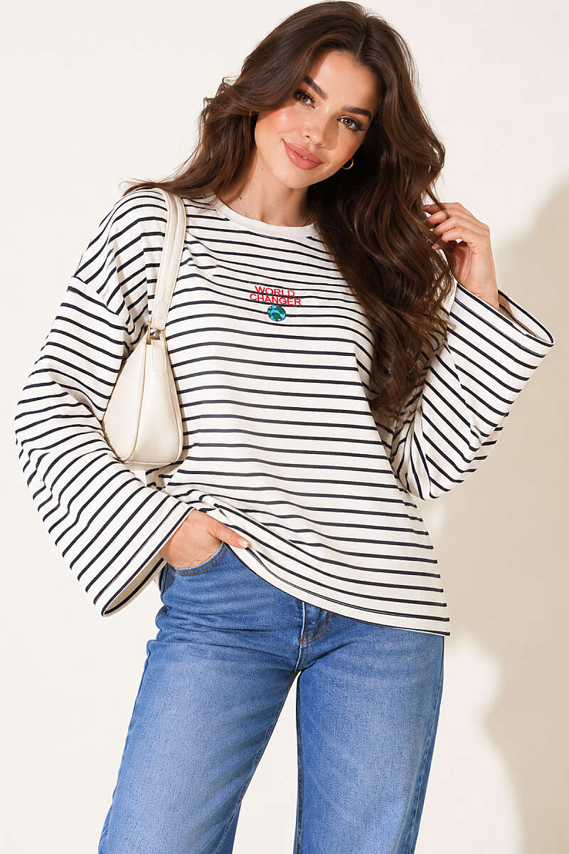 https://cdn.pazarium.com.tr/onu-nakis-detayli-cizgili-sweatshirt-siyah-839372-20-B.jpg