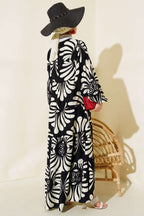 Otantik Desen Yaka Püsküllü Elbise