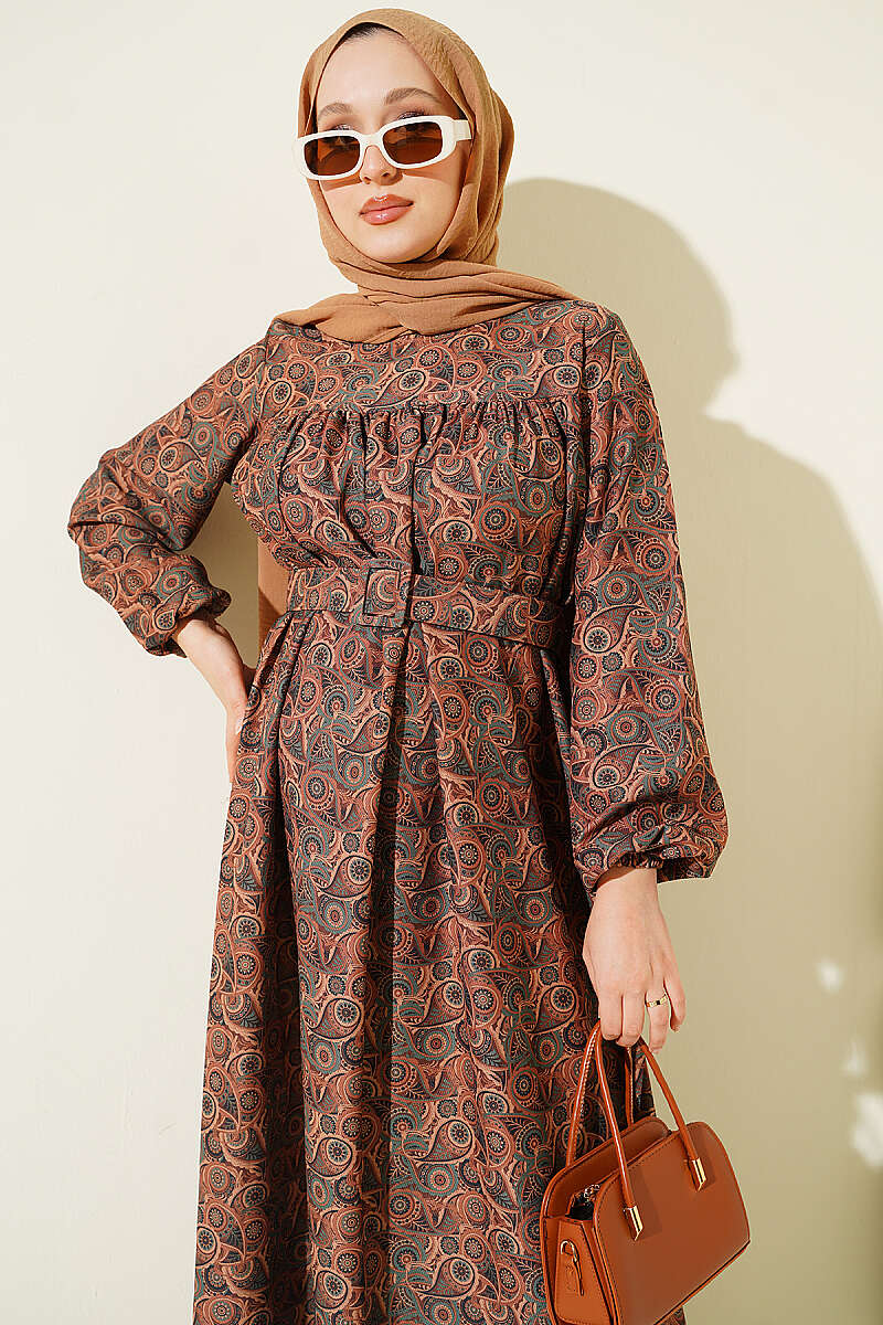 https://cdn.pazarium.com.tr/otantik-desenli-robali-elbise-camel-818645-20-B.jpg