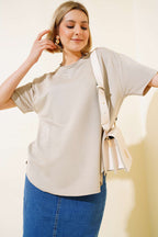 https://cdn.pazarium.com.tr/oval-kesim-t-shirt-bej-502030-11-B.jpg