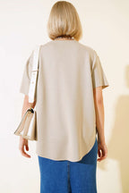 https://cdn.pazarium.com.tr/oval-kesim-t-shirt-bej-502031-11-B.jpg