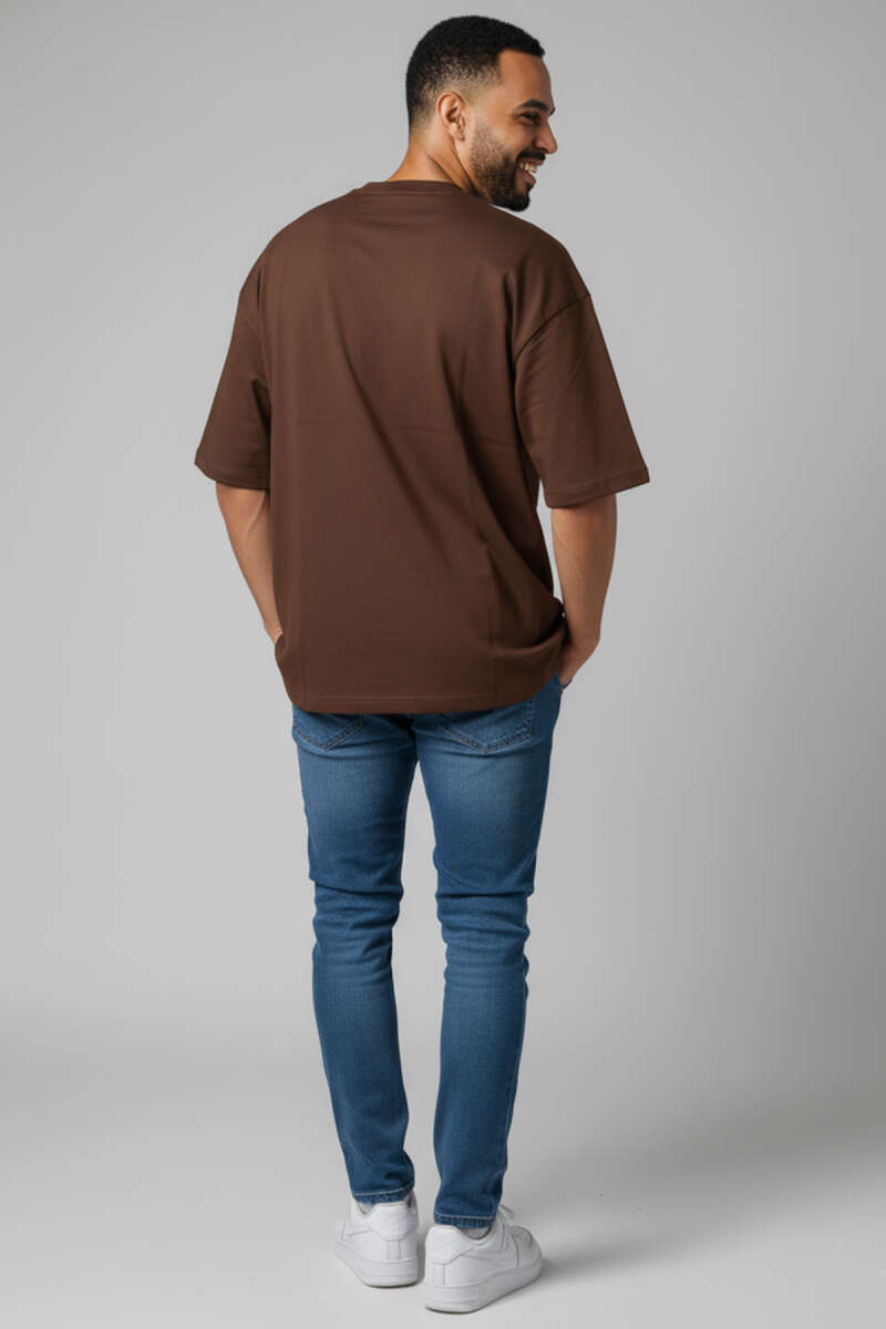 https://cdn.pazarium.com.tr/oversize-basic-erkek-tshirt-kahve-705904-17-B.jpg