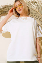 https://cdn.pazarium.com.tr/oversize-basic-t-shirt-ekru-497622-11-B.jpg