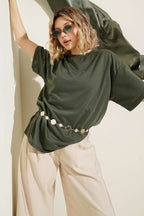https://cdn.pazarium.com.tr/oversize-basic-t-shirt-haki-758682-18-B.jpg