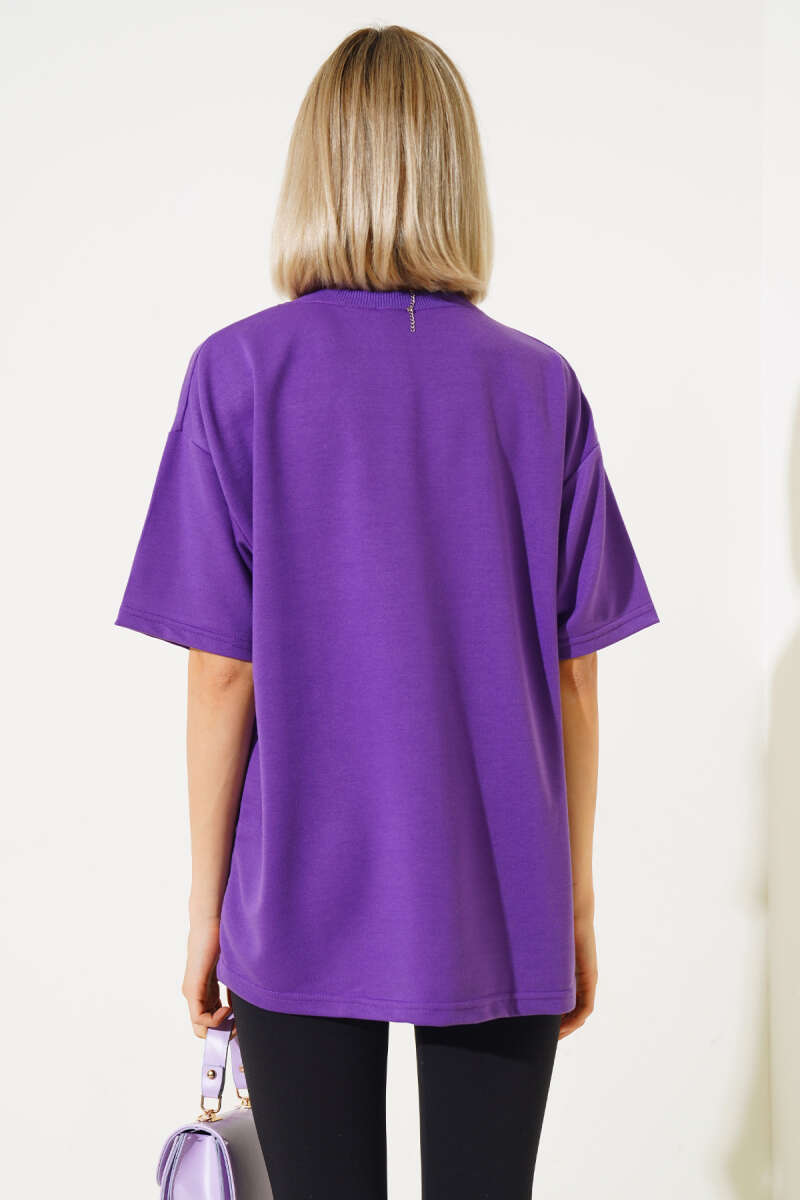 https://cdn.pazarium.com.tr/oversize-basic-t-shirt-mor-549309-13-B.jpg