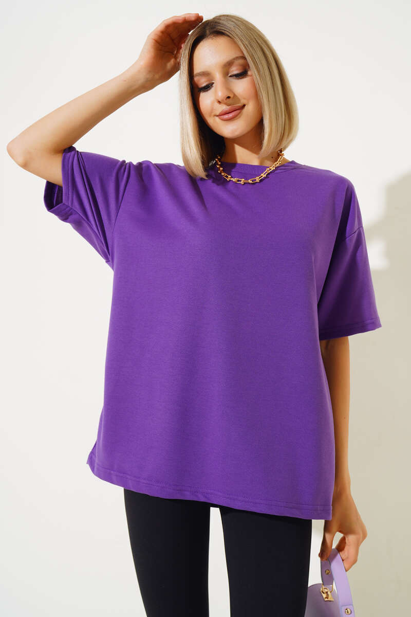 https://cdn.pazarium.com.tr/oversize-basic-t-shirt-mor-549311-13-B.jpg