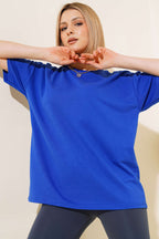 https://cdn.pazarium.com.tr/oversize-basic-t-shirt-saks-497601-11-B.jpg