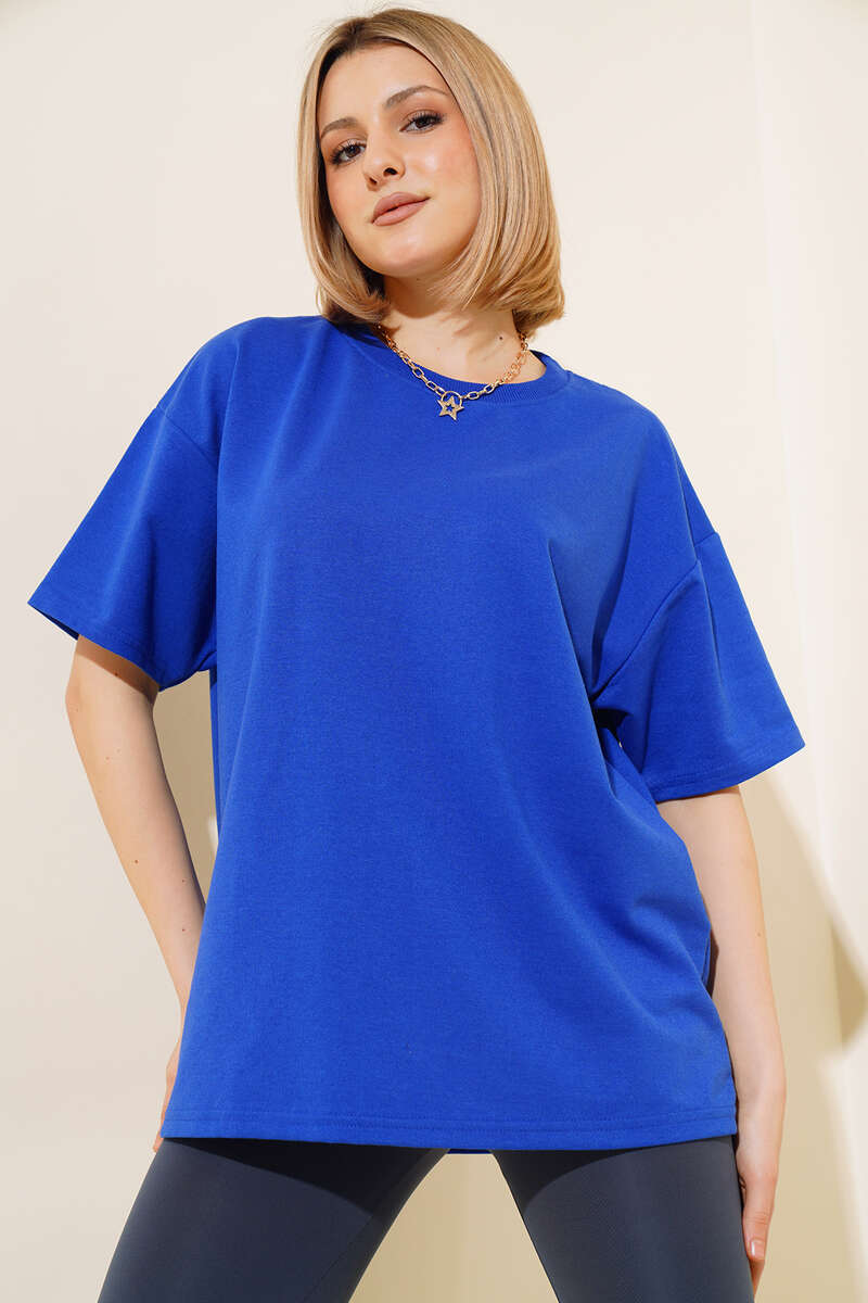 https://cdn.pazarium.com.tr/oversize-basic-t-shirt-saks-497602-11-B.jpg