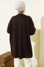 https://cdn.pazarium.com.tr/oversize-dusuk-omuz-triko-tunik-aci-kahve-723792-17-B.jpg