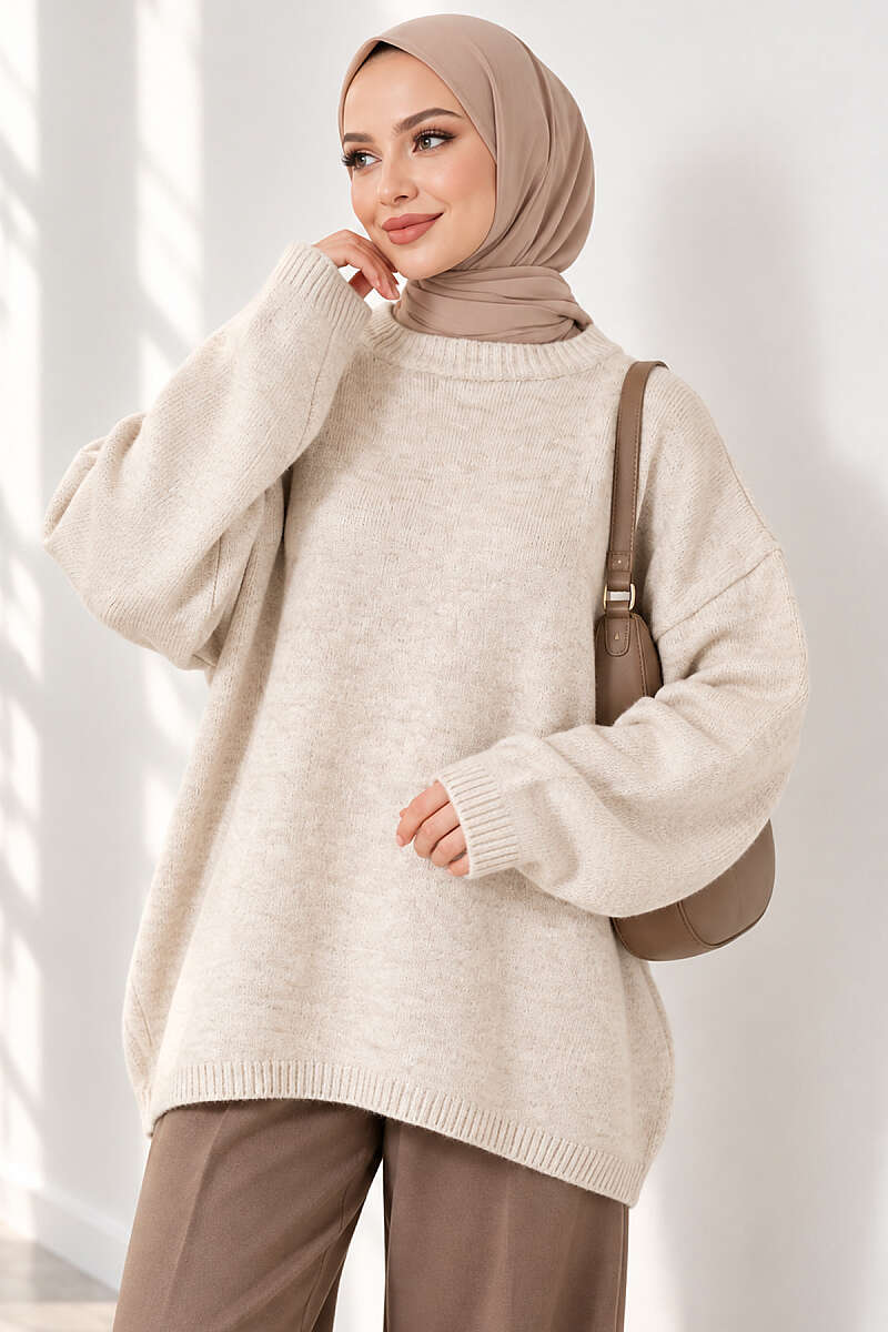 https://cdn.pazarium.com.tr/oversize-dusuk-omuz-triko-tunik-bej-844336-17-B.jpg