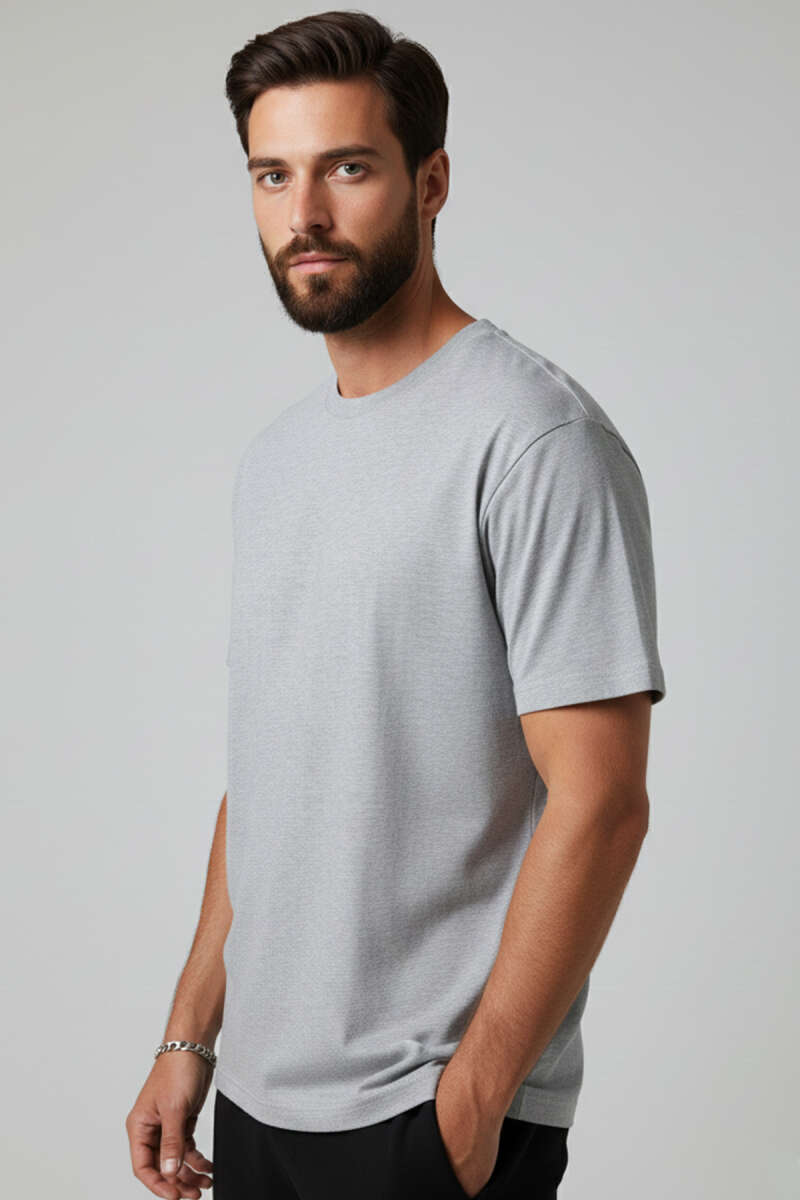 https://cdn.pazarium.com.tr/oversize-erkek-tshirt-gri-712399-17-B.jpg