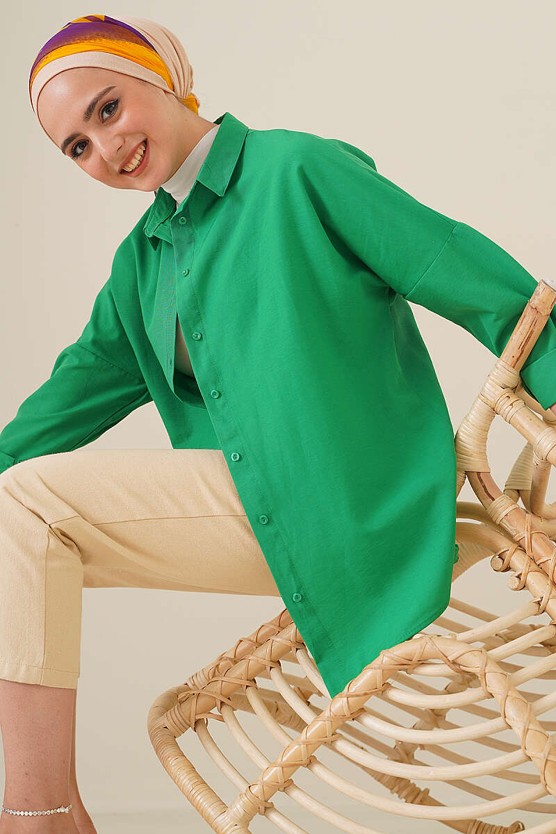 https://cdn.pazarium.com.tr/oversize-gomlek-yesil-779582-19-B.jpg