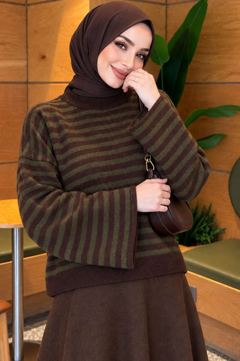 https://cdn.pazarium.com.tr/oversize-ince-cizgili-triko-kazak-kahve-836225-20-B.jpg