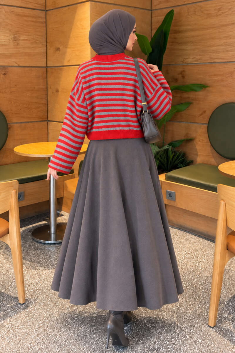 https://www.pazarium.com.tr/oversize-ince-cizgili-triko-kazak-kirmizi-832594-20-B.jpg